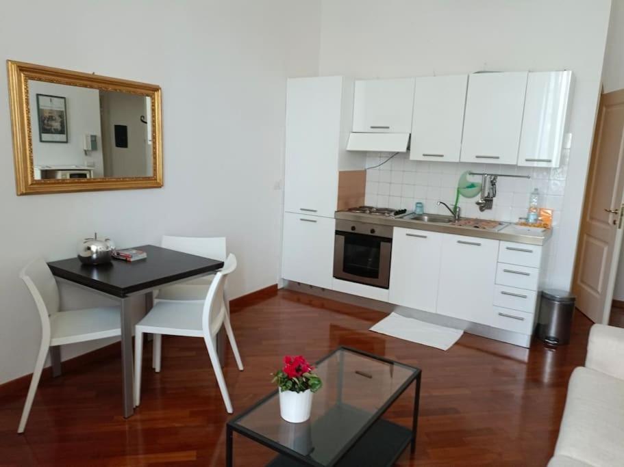 Blu Apartment ฟลอเรนซ์ ภายนอก รูปภาพ
